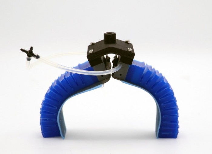gecko-soft-robotic-gripper-1.jpg